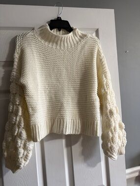 Cream Bubble-Sleeve Knit Sweater